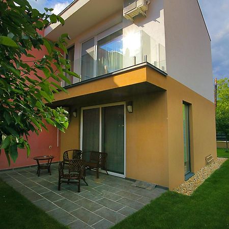 Townhouse On Budapest Border Budaors Ngoại thất bức ảnh