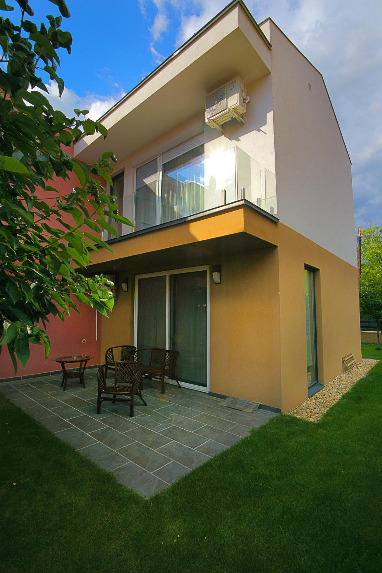 Townhouse On Budapest Border Budaors Ngoại thất bức ảnh